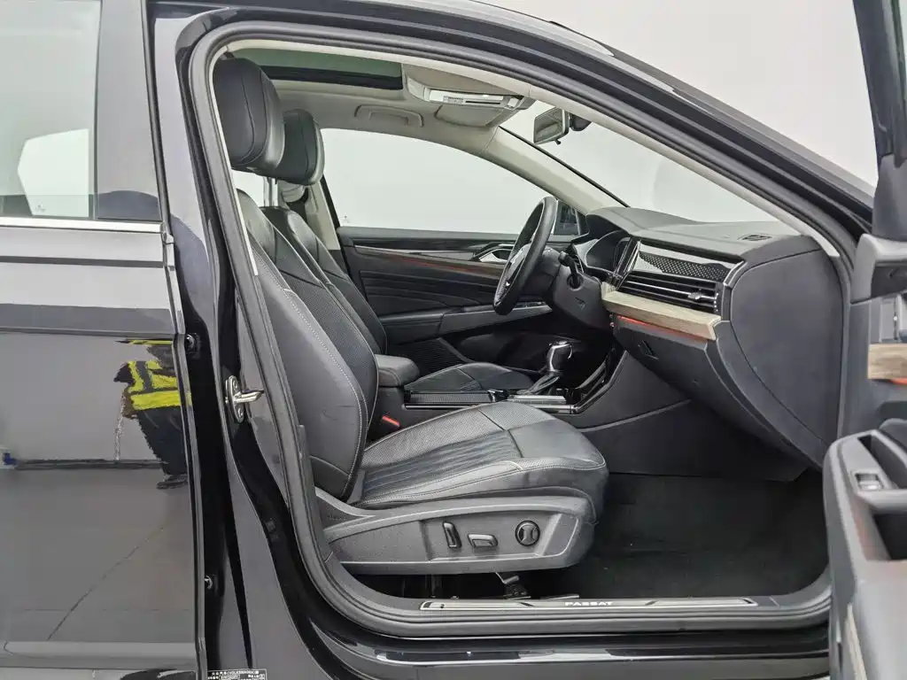 Volkswagen Passat — миниатюра 23