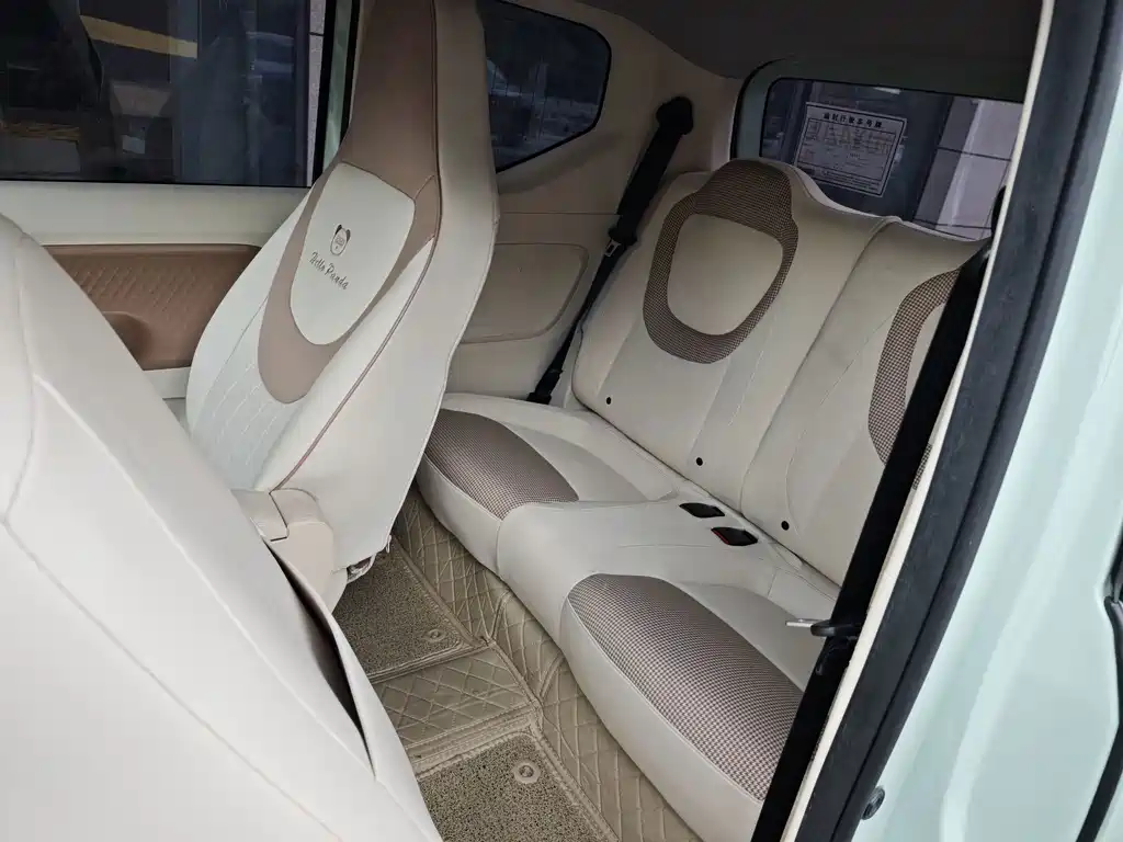 Wuling MINIEV — миниатюра 5