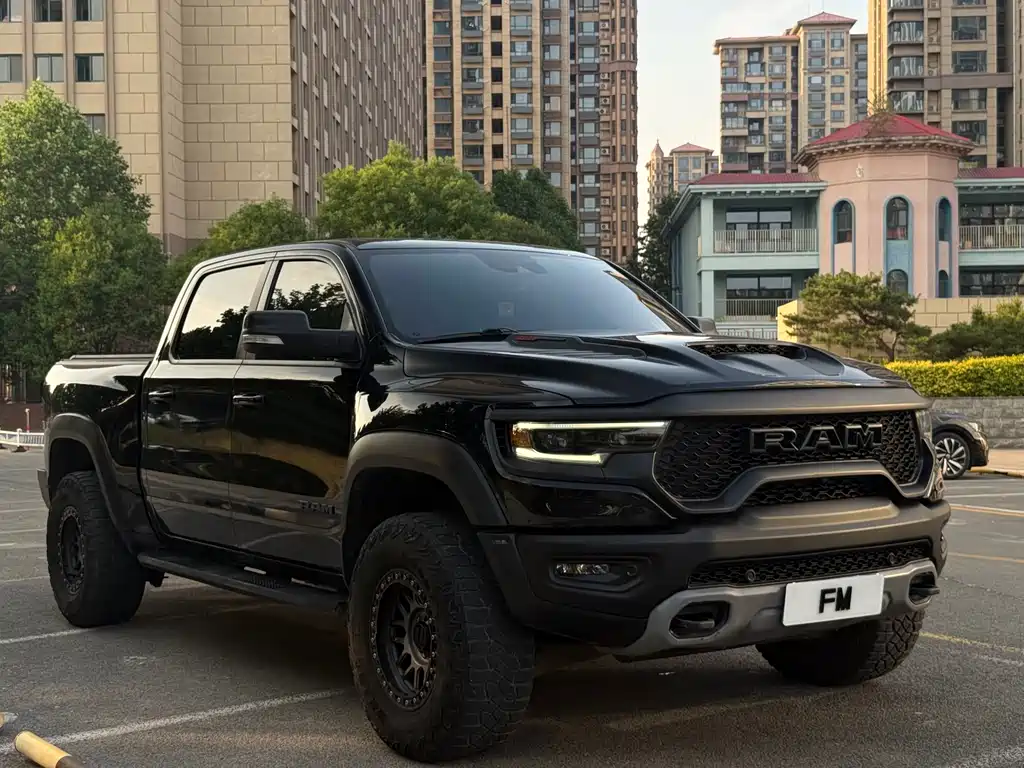 Ram Trucks 2022 6.2T TRX