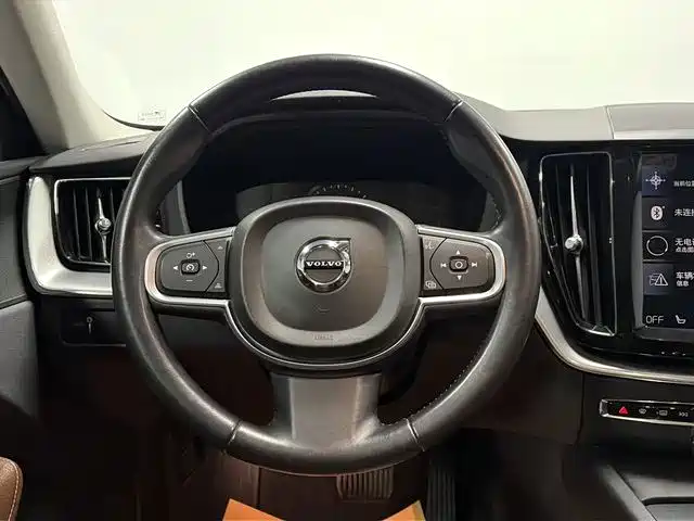 Volvo XC60 — миниатюра 16