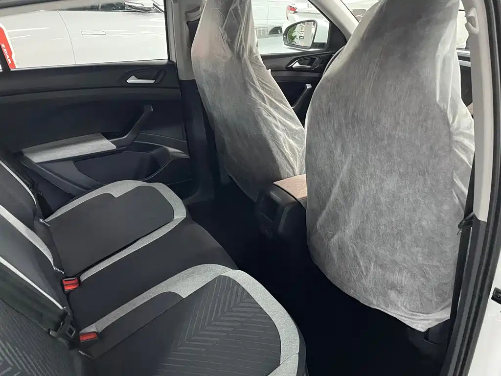 Volkswagen Tharu — миниатюра 4