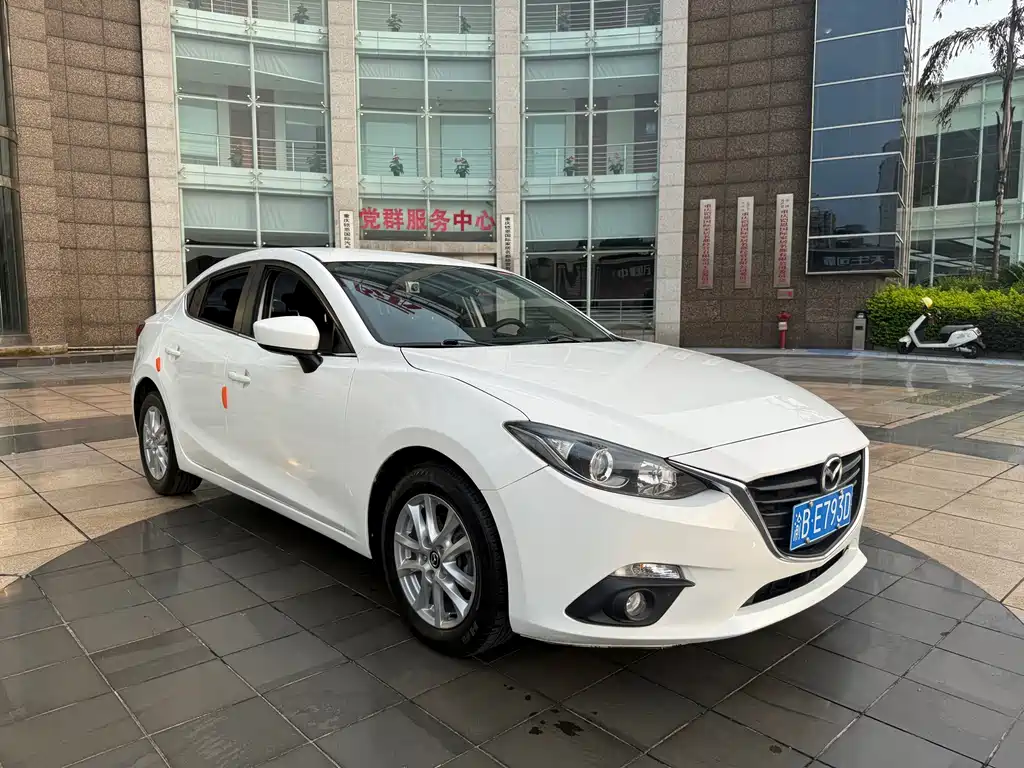 Mazda 3 Axela — миниатюра 3