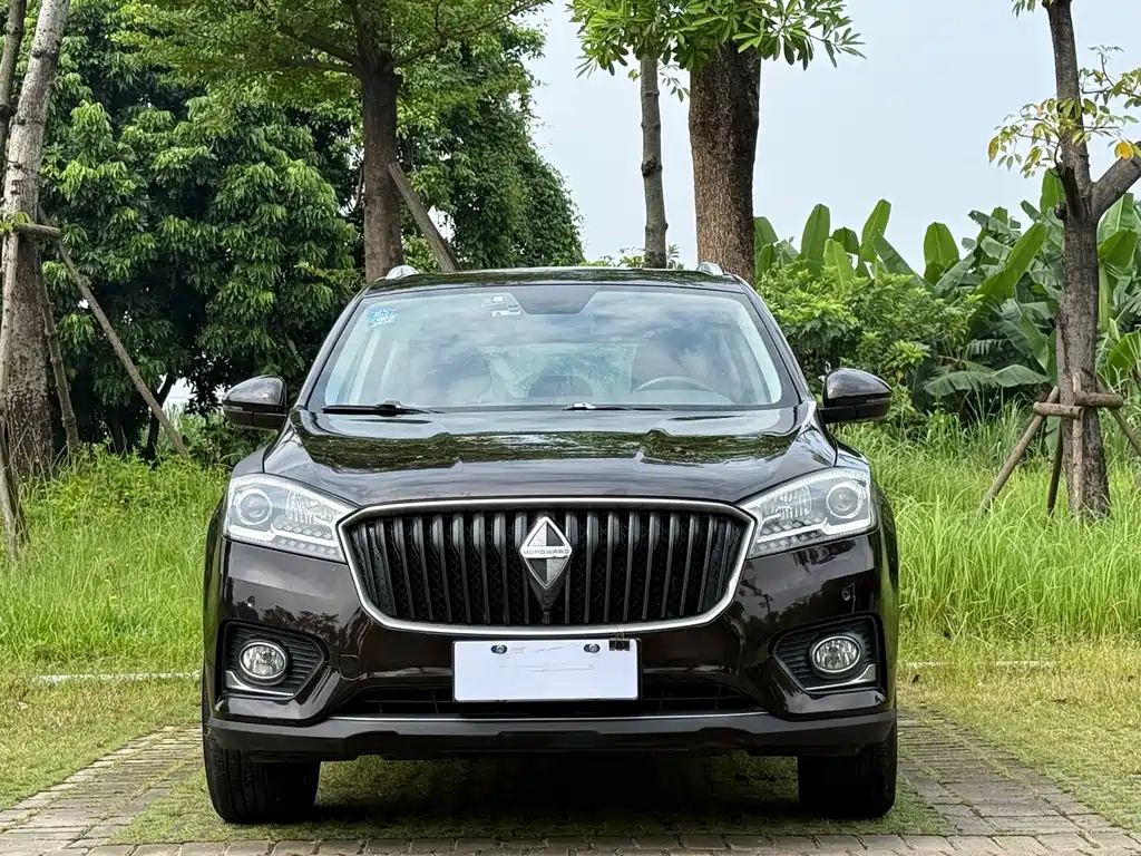 Borgward BX7 — миниатюра 2