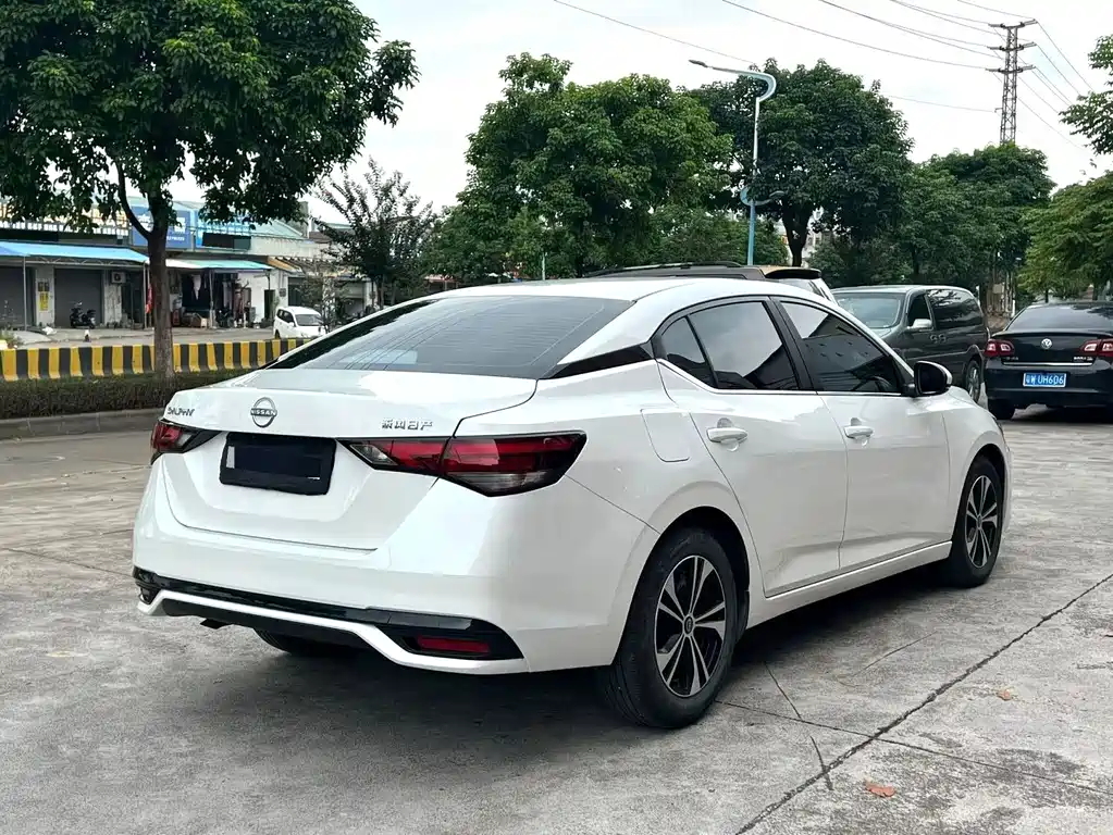 Nissan Sylphy — миниатюра 9