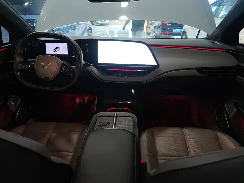 Hongqi Hongqi EH7 — миниатюра 10