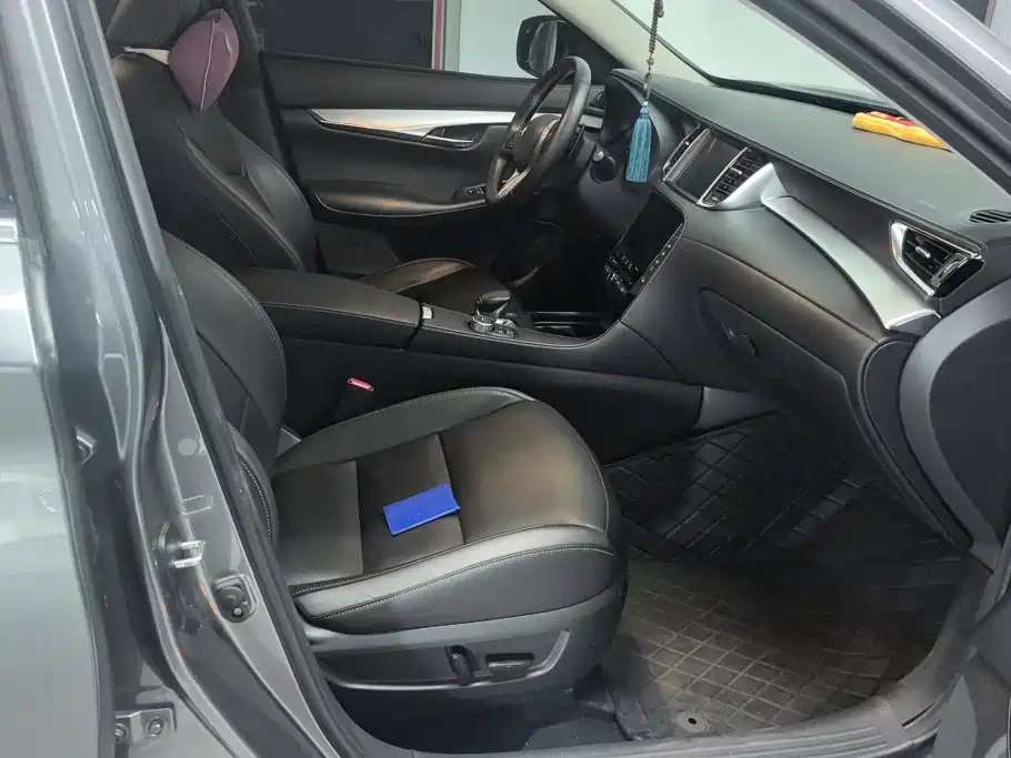 Infiniti QX50 — миниатюра 8