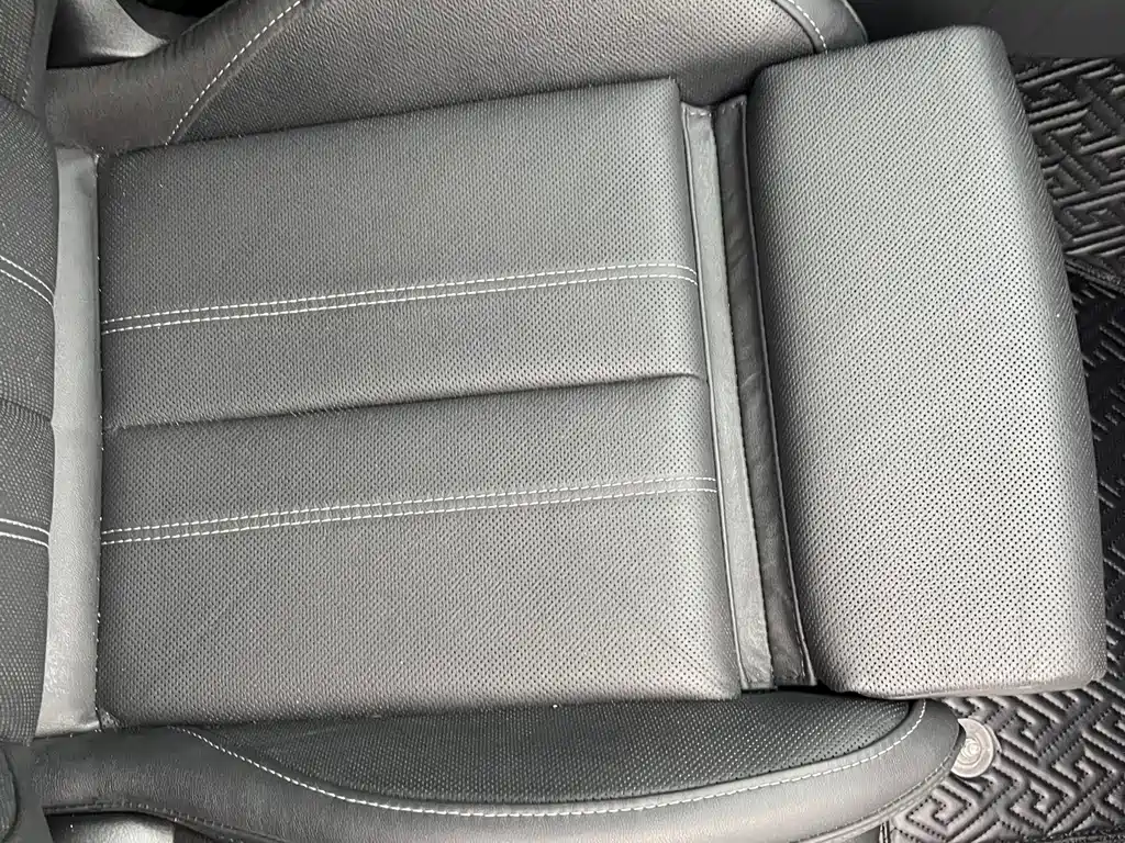 Audi A4L — миниатюра 28