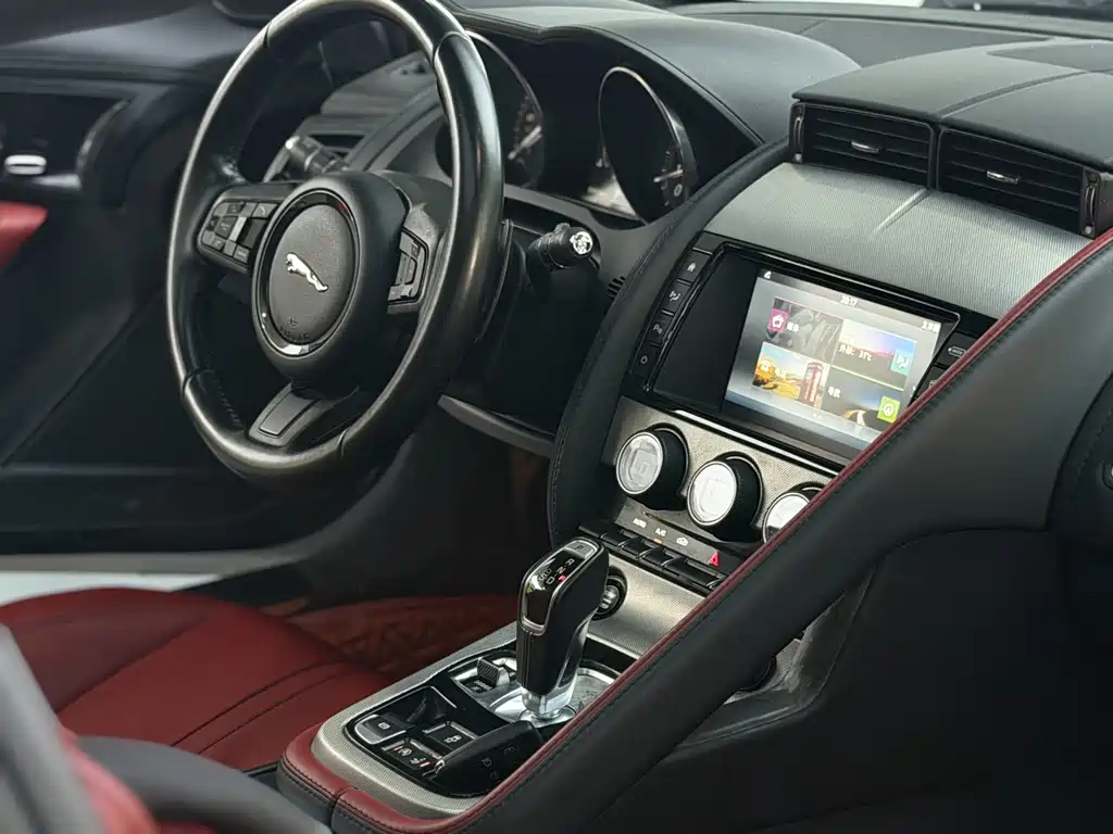 Jaguar F-Type 2016 3.0 SC