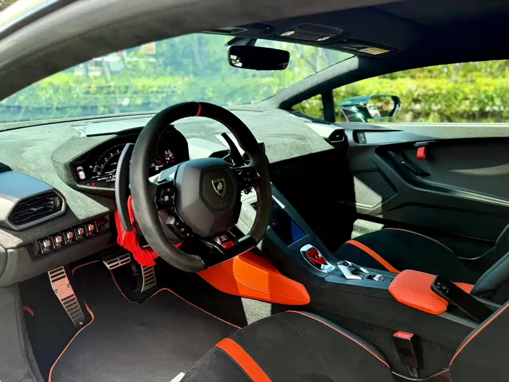 Lamborghini Huracán — миниатюра 5