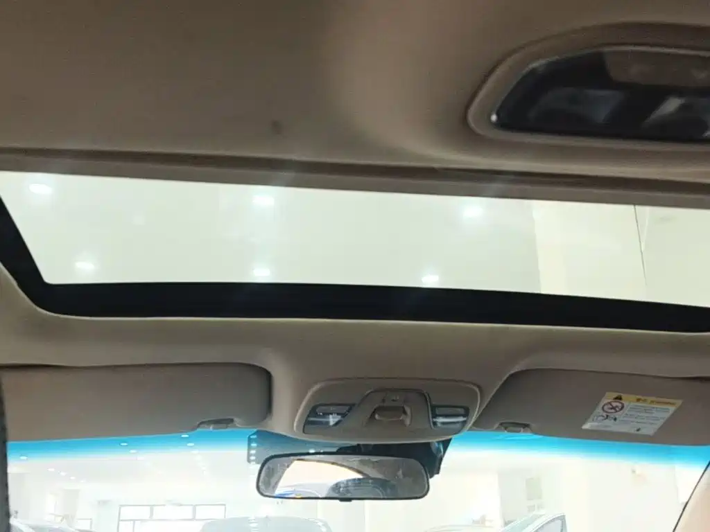 Geely Emgrand — миниатюра 18