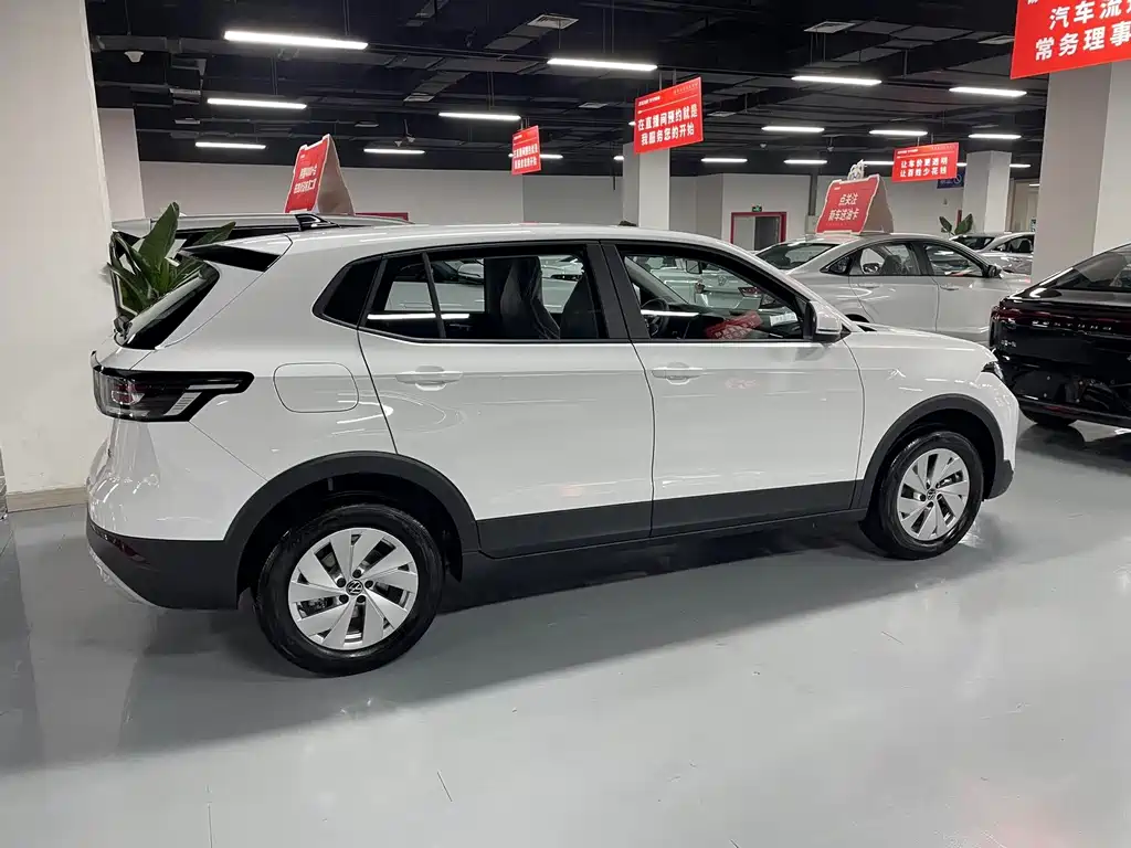 Volkswagen Tharu — миниатюра 6