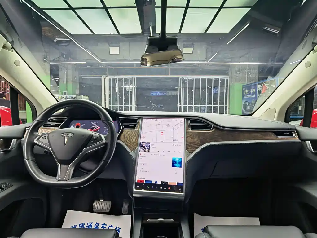 Tesla Model X 2016 Model X 75D