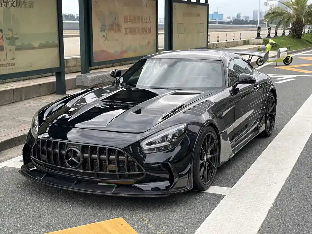 Mercedes-Benz AMG GT
