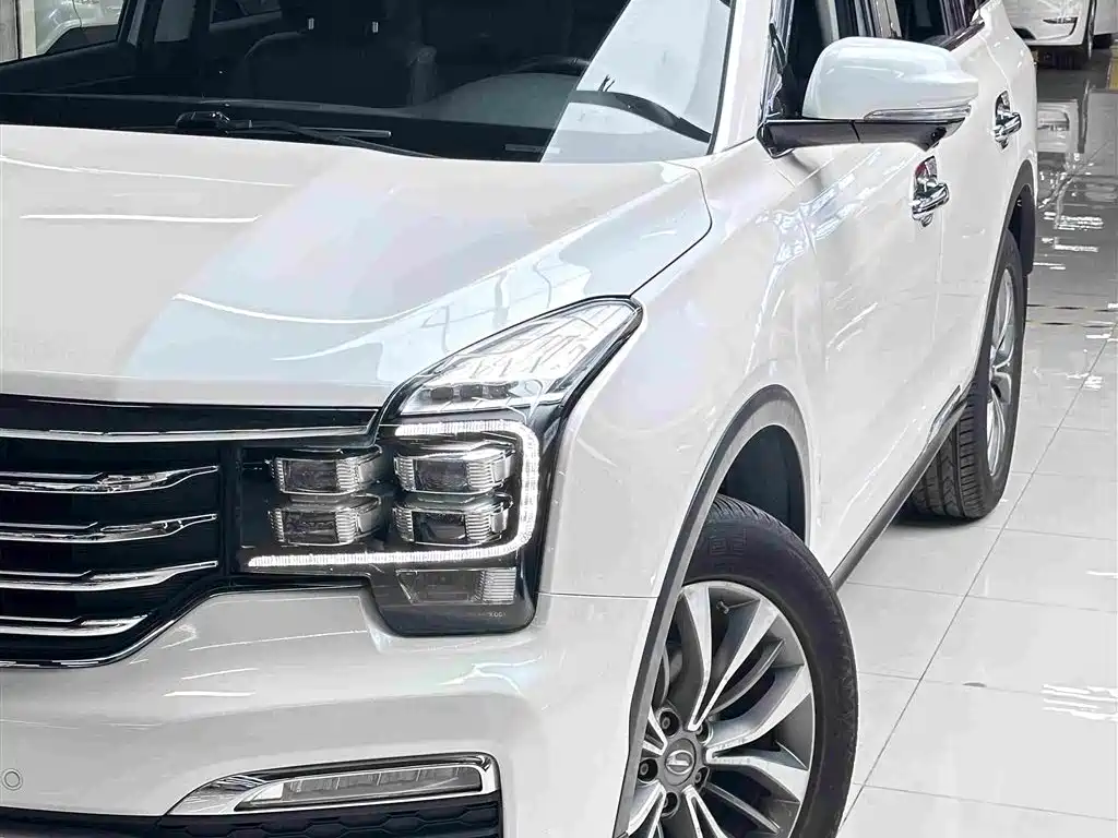 GAC GS8 2017 320T Luxury Smart Connect （ мест）