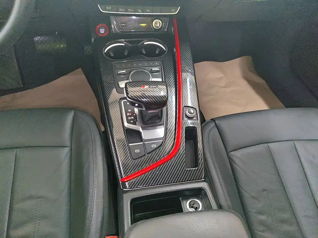 Audi A4L — миниатюра 14