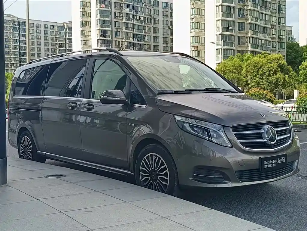 Mercedes-Benz V-Class V 2017 V 260 L Luxury Long Wheelbase