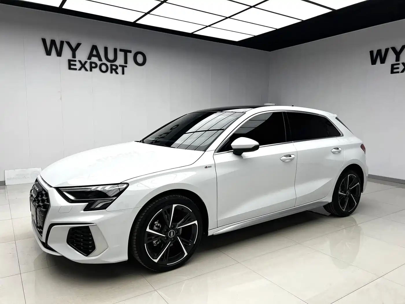 奥迪A3 2023款 改款 Sportback 35 TFSI 时尚运动型 2023