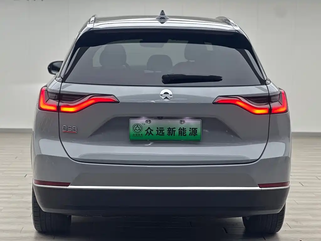 NIO NIO ES8