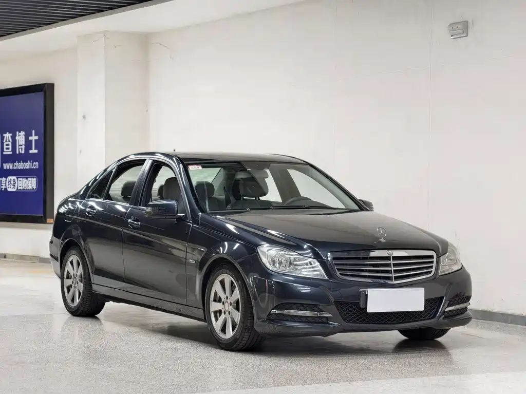 Mercedes-Benz C-Class — миниатюра 3