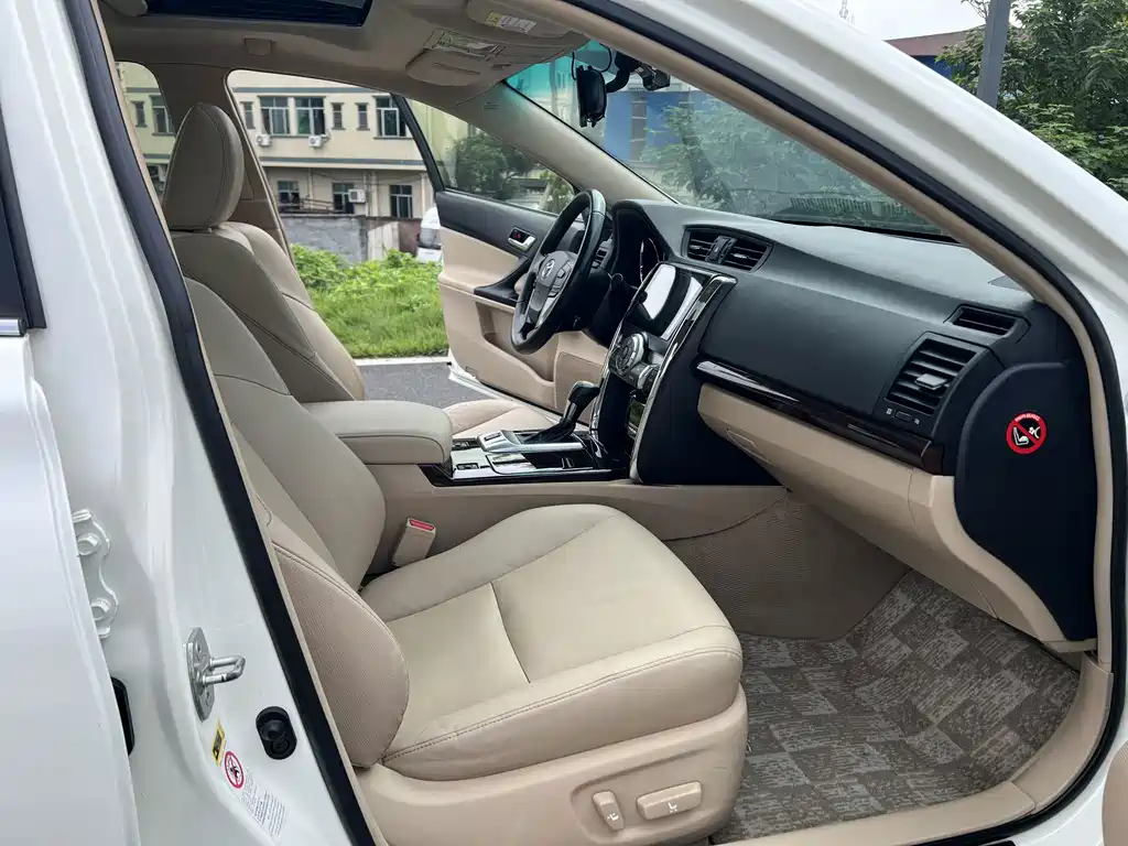 Toyota Reiz — миниатюра 7
