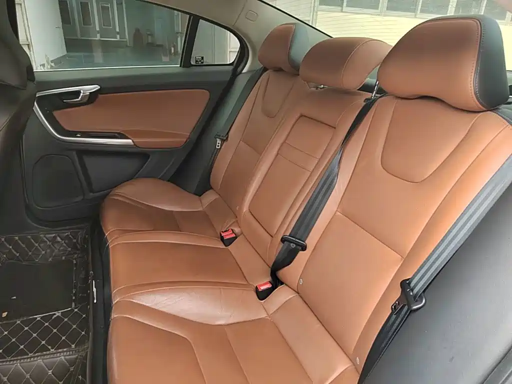 Volvo S60 — миниатюра 17