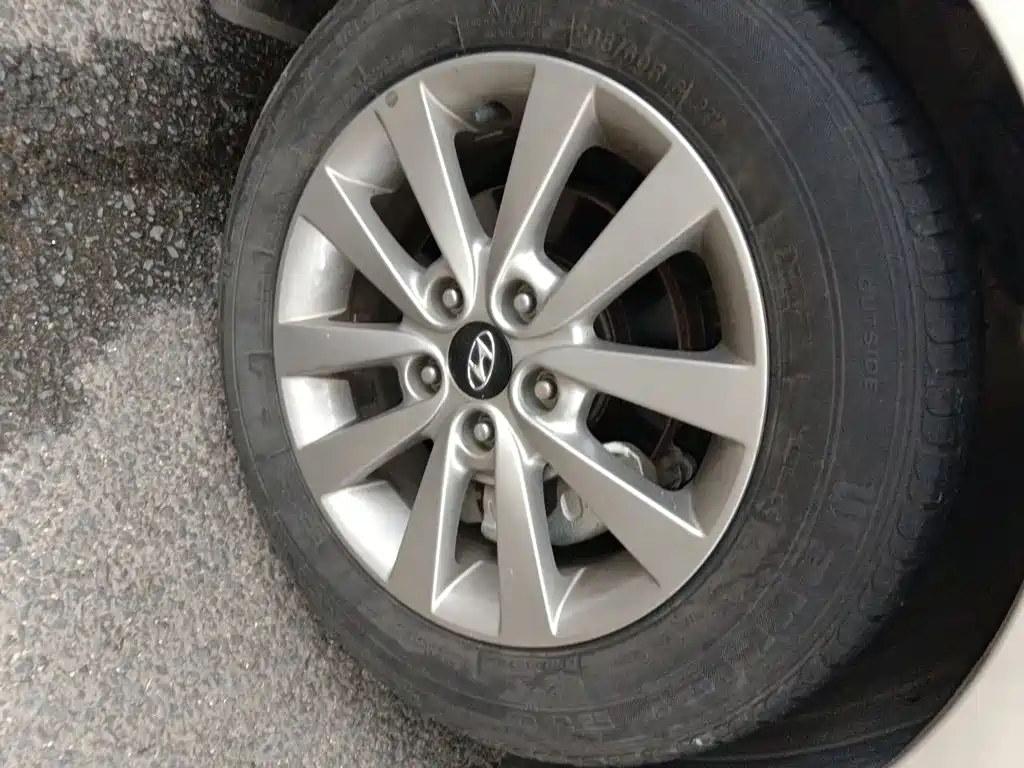 Hyundai Mistra — миниатюра 8