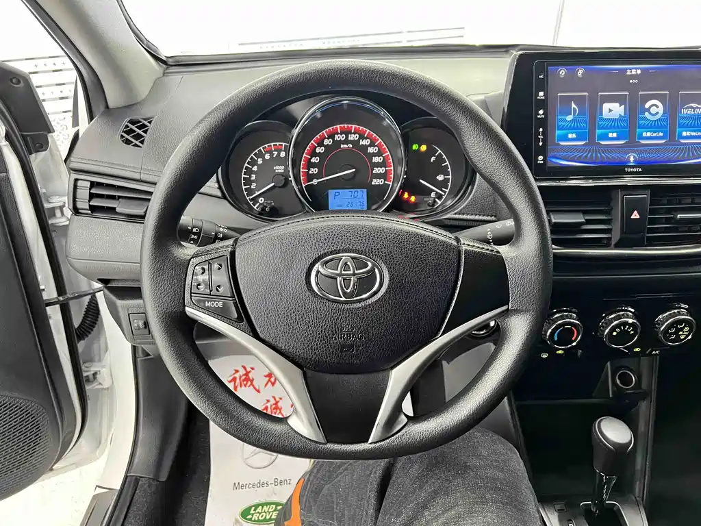 TOYOTA VIOS