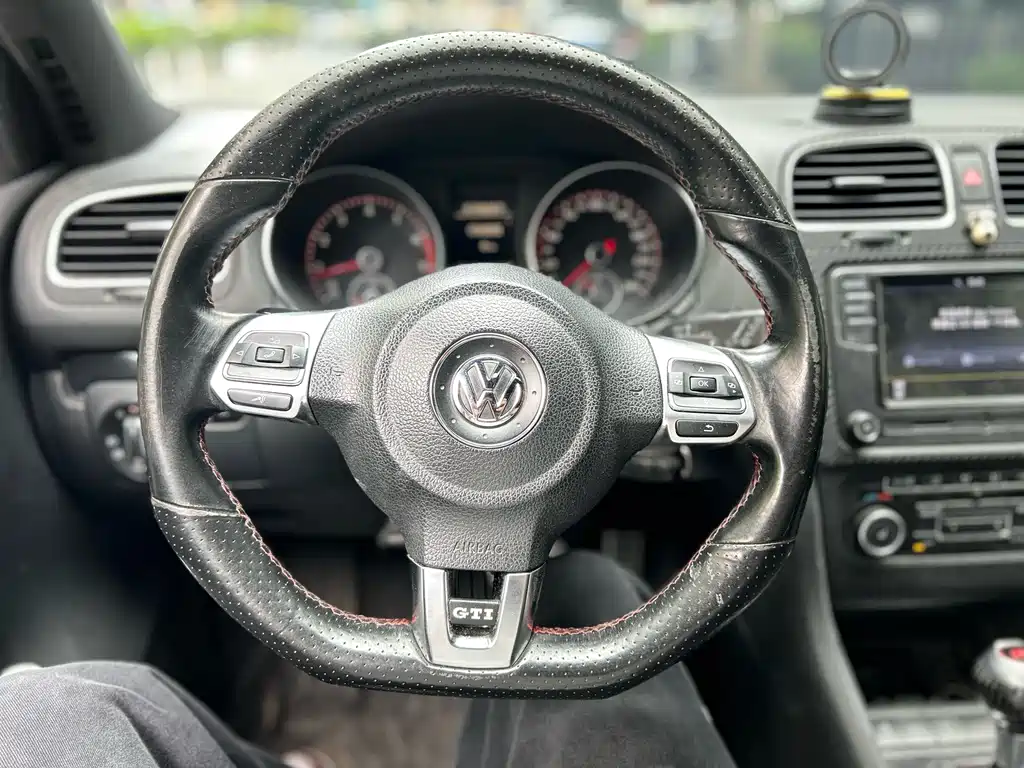 Volkswagen Golf GTI GTI 2012 2.0TSI GTI