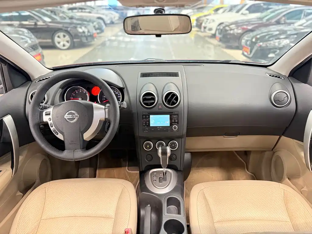 Nissan Qashqai — миниатюра 13