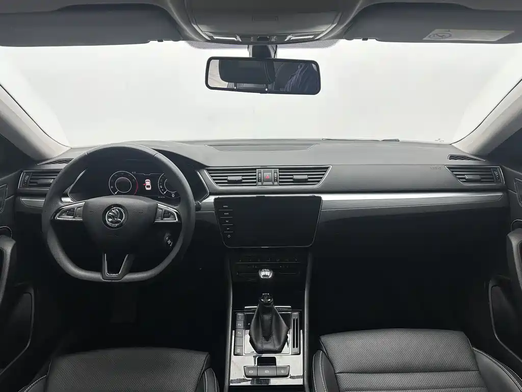 Skoda Superb 2023 TSI280 DSG Premium