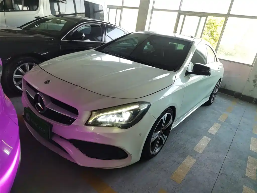 MERCEDES-BENZ CLA