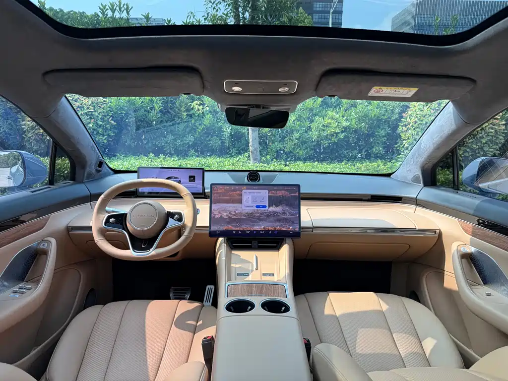 Luxeed R7 2024 667km Pro