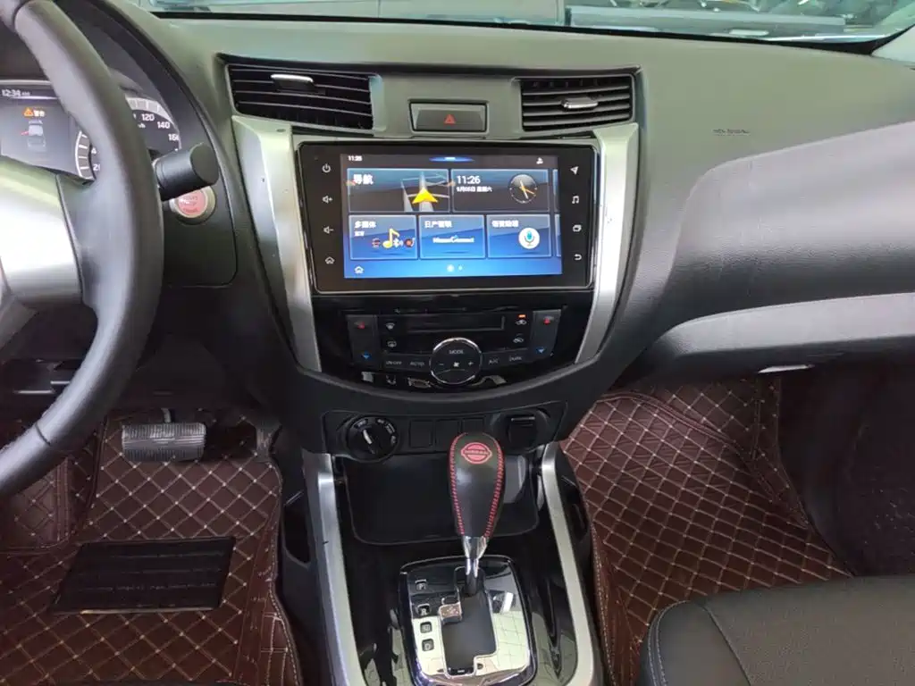 Nissan Navara — миниатюра 13
