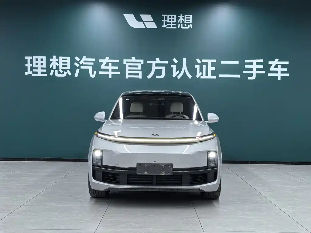 Li Auto L8 2023 Pro