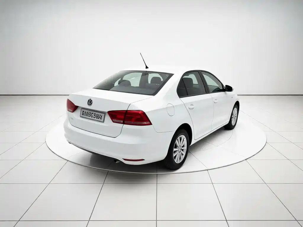 Volkswagen Santana — миниатюра 6