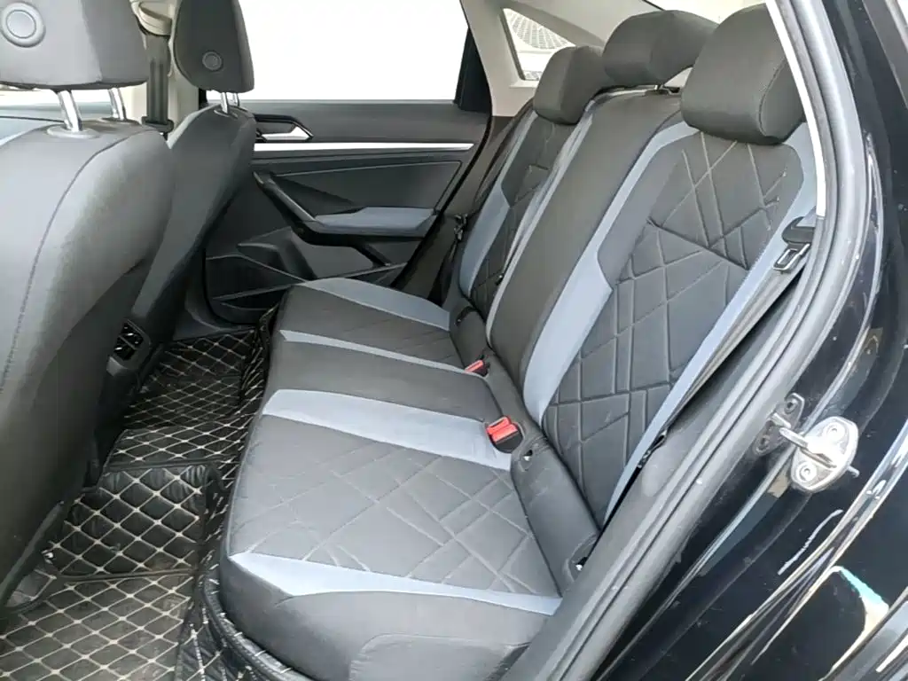 Volkswagen Lavida — миниатюра 17