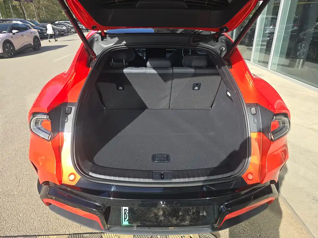 XIAOMI CAR XIAOMI YU7