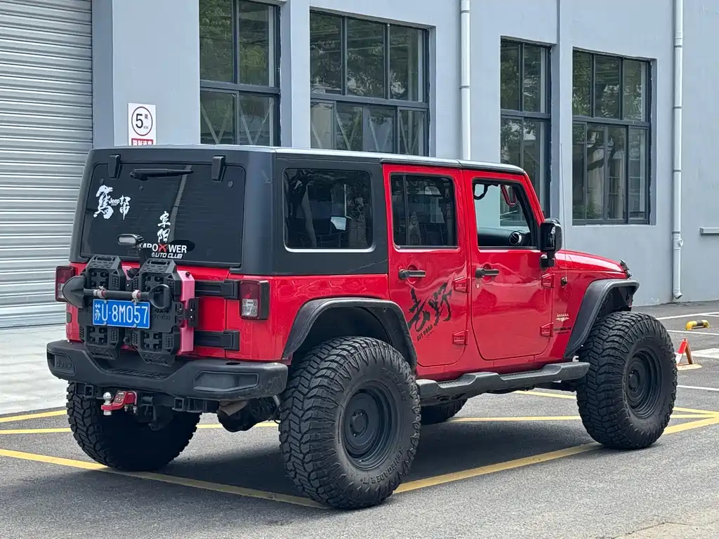 Jeep Wrangler — миниатюра 5