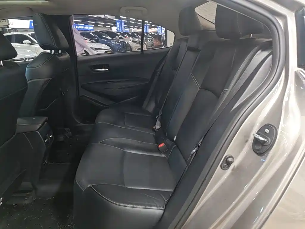 Toyota Corolla — миниатюра 17