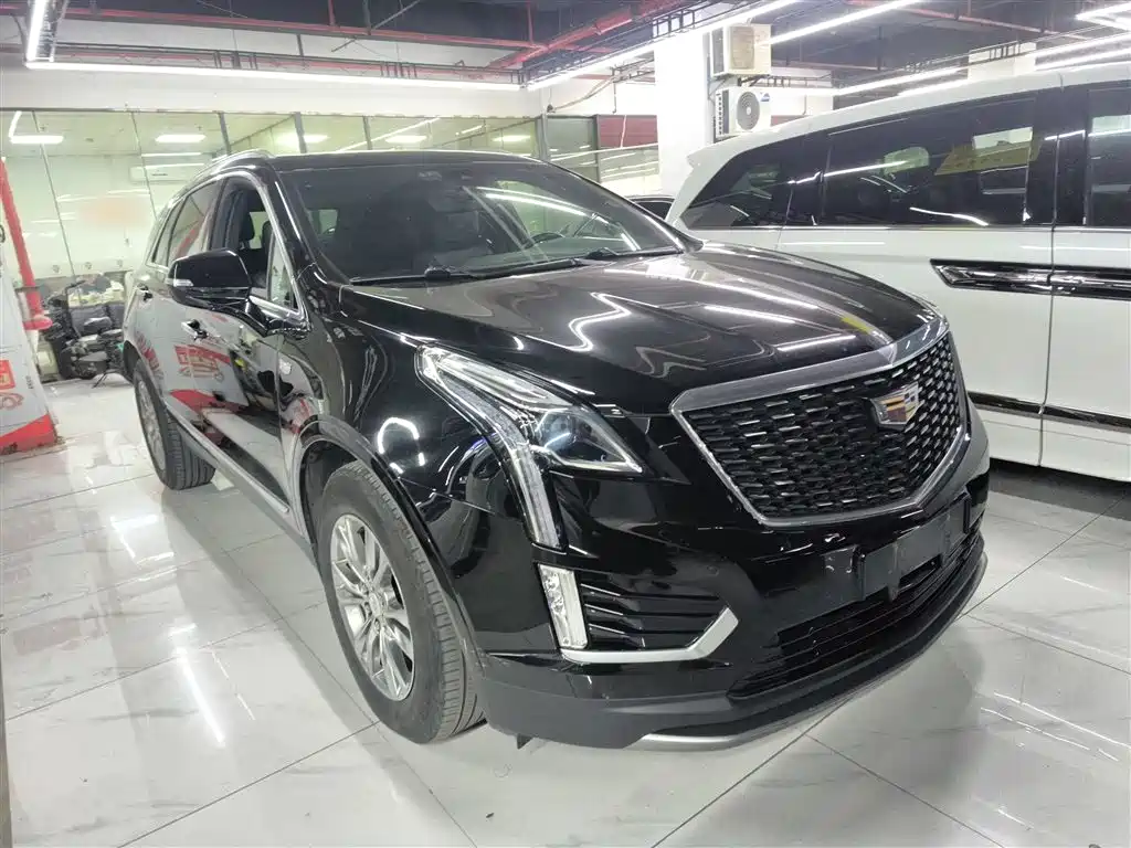 CADILLAC XT5