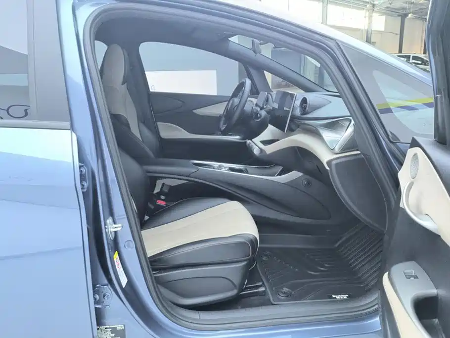 BYD Dolphin — миниатюра 8