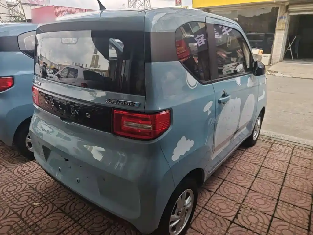 Wuling MINIEV — миниатюра 7