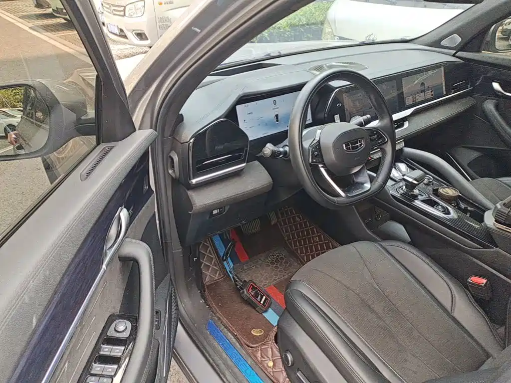 Geely Xingyue L — миниатюра 16