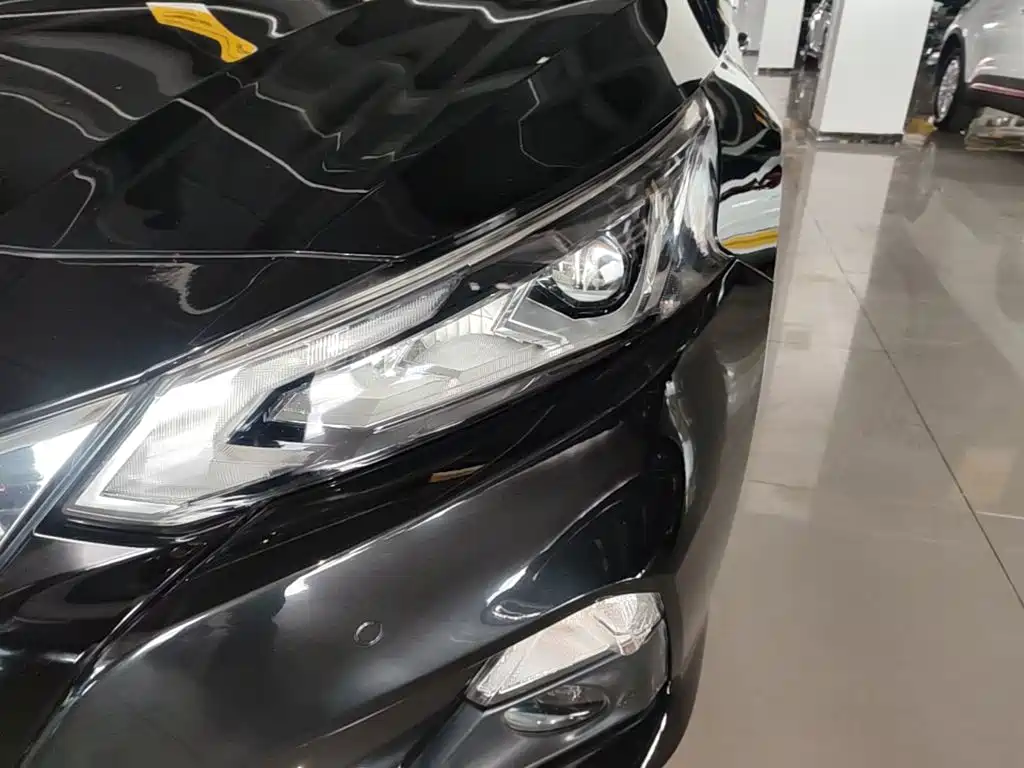 Nissan Teana — миниатюра 24