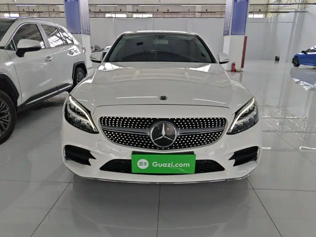 Mercedes-Benz C-Class — миниатюра 3