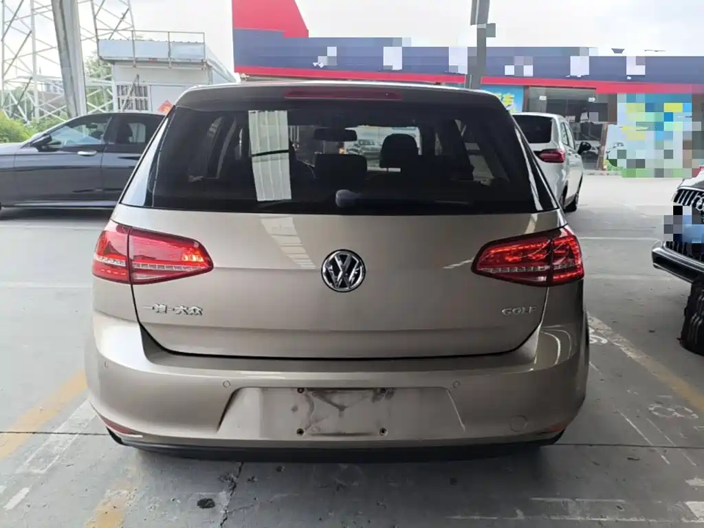 Volkswagen Golf — миниатюра 6