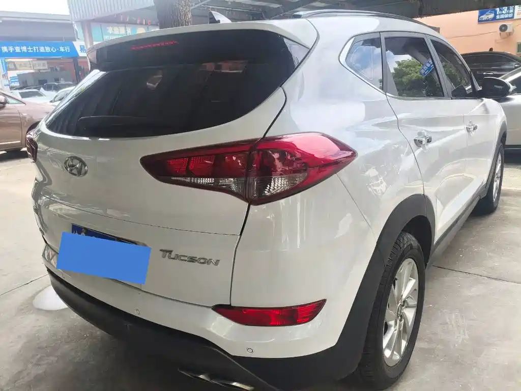 Hyundai Tucson — миниатюра 15
