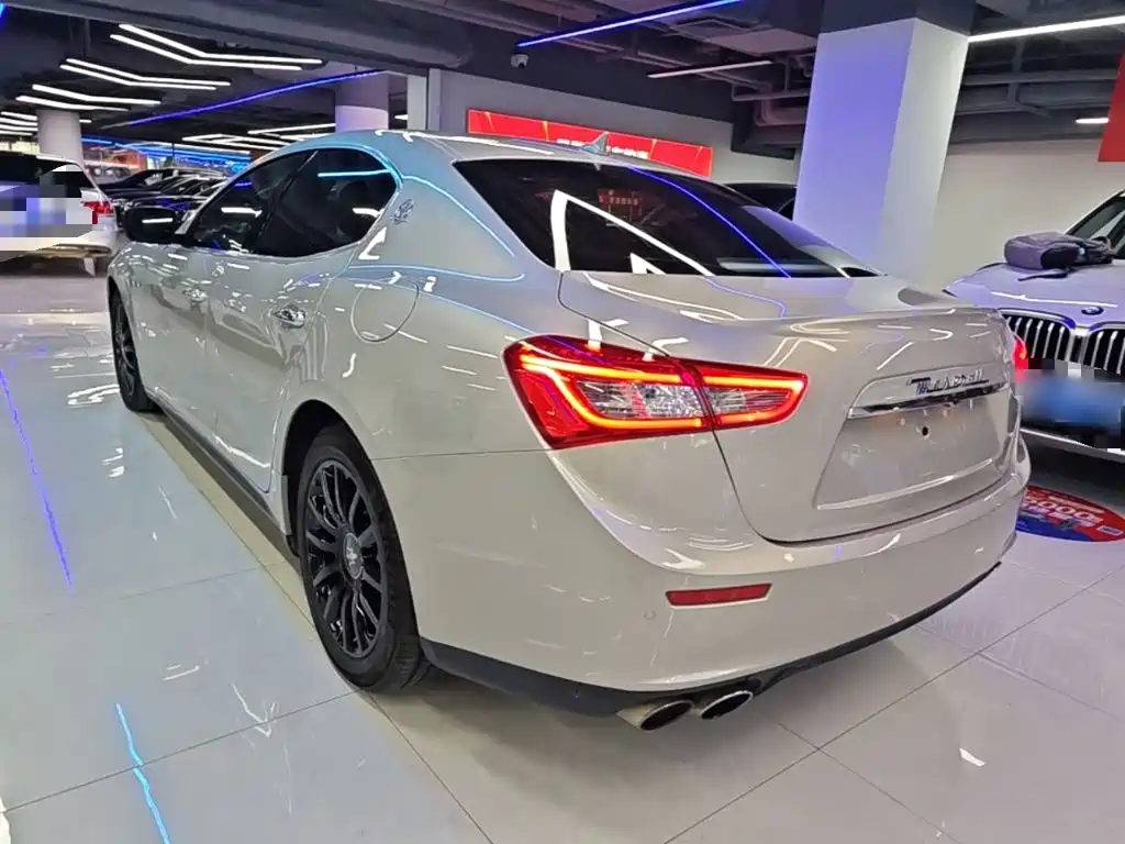 Maserati Ghibli — миниатюра 5