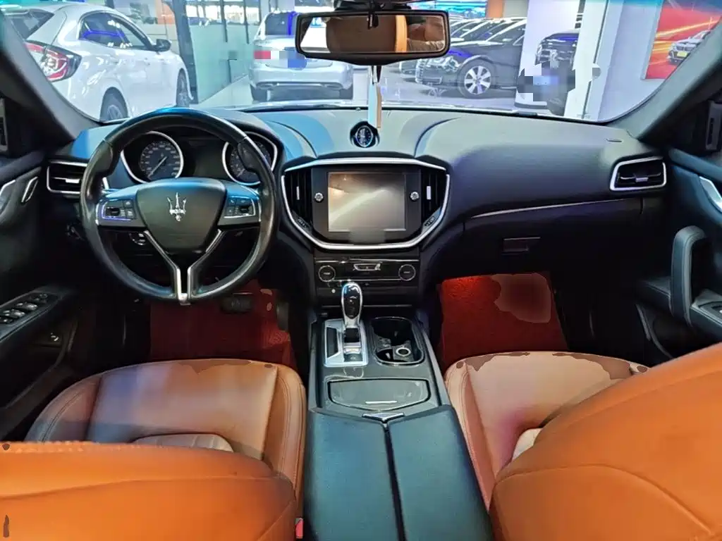 Maserati Ghibli — миниатюра 10