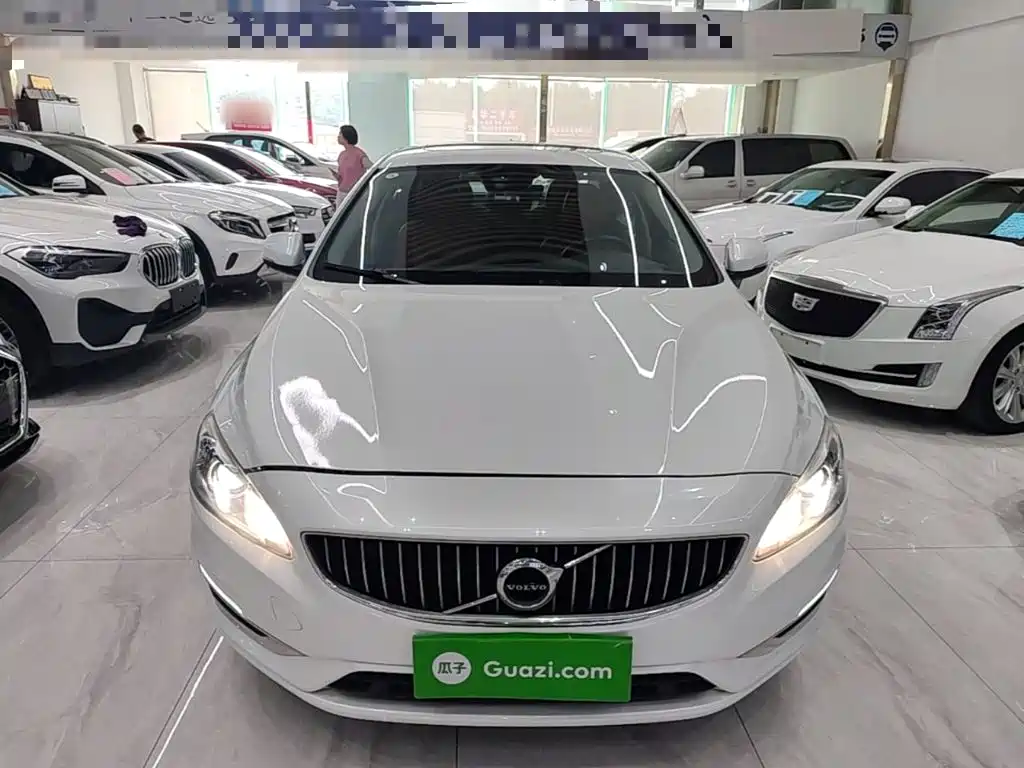 Volvo S60 — миниатюра 3